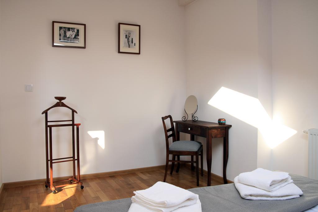 Designer Apt In The Heart Of Krakow 4Th Floor No Lift Ngoại thất bức ảnh